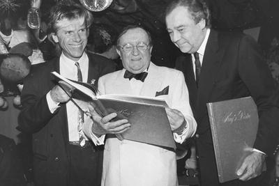 Archiv Kay Woersching Wirt Buch Autor Siegfried Lowitz Rolf Heyne Verleger Muenchen 198 Archiv Motive Kays Bistro Buch-stock-foto