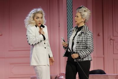 Antje Rietz, Marion Kracht, Deutschland, Berlin, Kom?die am Kurf?rstendamm im Ernst-Reuter-Saal, n Fotoprobe von Carmen-stock-foto