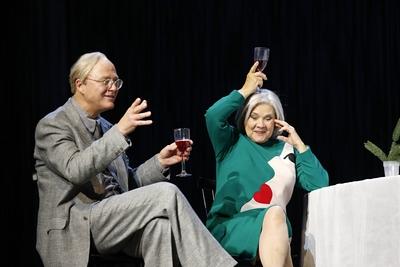 drama berlin de 21 10 2015 Deutsches Theater Berlin WINTERSONNENWENDE von Roland Schimmelpfennig-stock-foto