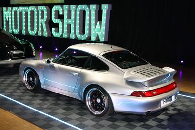 Porsche 911 turbo (Baureihe 993, Baujahr 1998) H&R Spezialfedern, Medientermin Carwalk presented by Essen Motor Show am-stock-foto