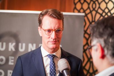 Noordwijk aan Zee, Niederlande, Europa 3. Zukunftsforum NRW Niederlande 2025 der Brost-Akademie: Hendrik W?st (Ministerp-stock-foto