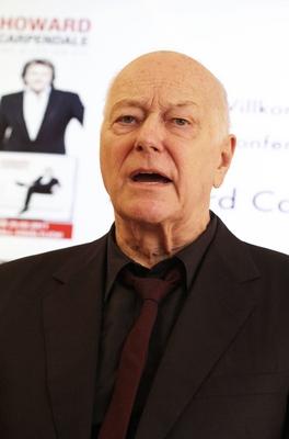 32/ Portrait: Dieter Weidenfeld, Manager von Howard Carpendale bei der Vorstellung dessen Albums DAS ALLES BIN ICH im Be-stock-foto