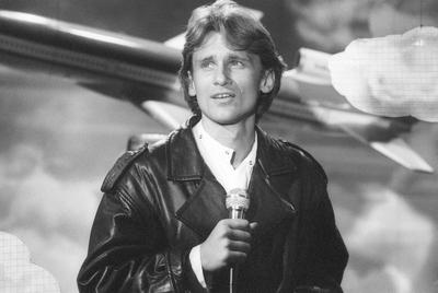 Rainhard Fendrich (S?nger) 02/84 vZ Rainhard Fendrich w?hrend eines Auftritts beim WWF-Club (WDR) am 3. Februar 1984 TV-stock-foto