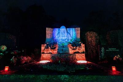 02.11.2025, GER, News / Veranstaltung / Kultur, Licht unf Klang auf dem Hauptfriedhof Eisenach-stock-foto
