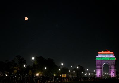 Beaver Moon Shines Bright In New Delhi-stock-foto