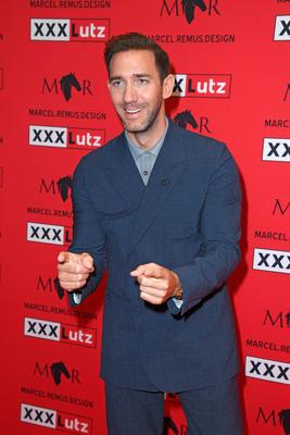 Marcel Remus bei der Pr?sentation der Marcel Remus Bettenwarenkollektion Bedtime Stories im Premium-M?bel- und Einrichtu-stock-foto