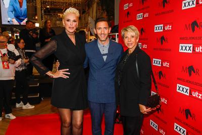 Marcel Remus pr?sentiert seine eigene Bettw?sche-Kollektion bei XXXLutz in N?rnberg-stock-foto