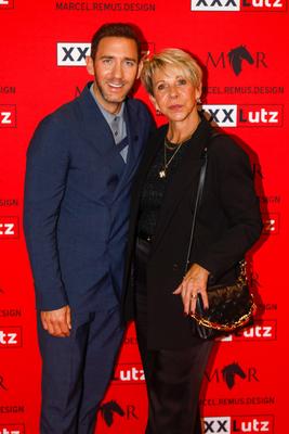 Marcel Remus pr?sentiert seine eigene Bettw?sche-Kollektion bei XXXLutz in N?rnberg-stock-foto