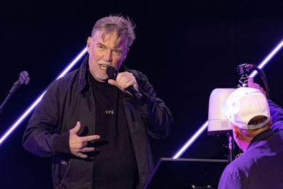 Die Fantastischen Vier bei den Telekom Street Gigs in K?ln - 19.09.2024. Andreas RIEKE (And. Ypsilon) von der Stutttgart-stock-foto