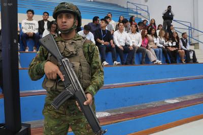 SIMULACRO REFERÉNDUM Y CONSULTA POPULAR-stock-foto