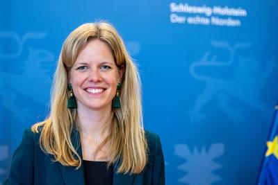 11.11.2025, Kiel, Landesregierung in Schleswig-Holstein. Wechsel an der Spitze von zwei Ministerien. Innenministerin Sab-stock-foto