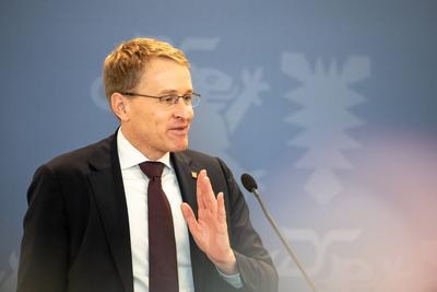 11.11.2025, Kiel, Landesregierung in Schleswig-Holstein. Wechsel an der Spitze von zwei Ministerien. Innenministerin Sab-stock-foto