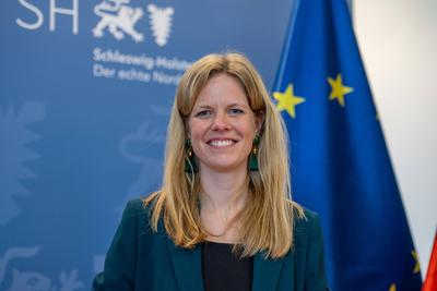 11.11.2025, Kiel, Landesregierung in Schleswig-Holstein. Wechsel an der Spitze von zwei Ministerien. Innenministerin Sab-stock-foto