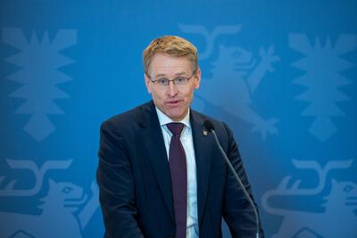 11.11.2025, Kiel, Landesregierung in Schleswig-Holstein. Wechsel an der Spitze von zwei Ministerien. Innenministerin Sab-stock-foto