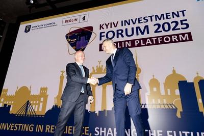 Kyiv Investment Forum 2025-stock-foto