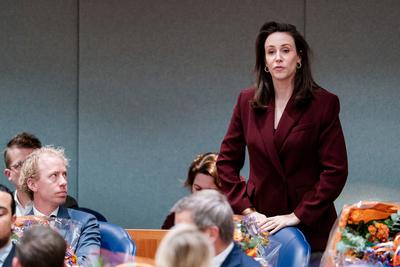 2025-11-12 Dutch Tweede Kamer New members take an oath or make a promise-stock-foto