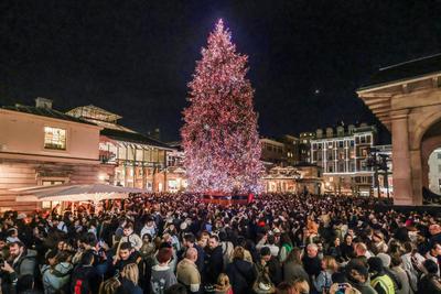 Covent Garden Christmas Lights Switch On-stock-foto