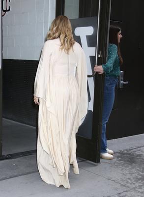 Alicia Silverstone at The View-stock-foto