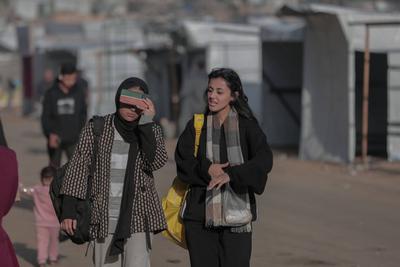 Gaza University Students Head to Their Campuses Despite Heavy Rain and Winter Weather-stock-foto