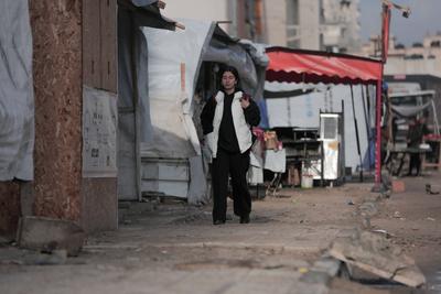 Gaza University Students Head to Their Campuses Despite Heavy Rain and Winter Weather-stock-foto