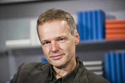 Wolf HAAS, AUT, Schriftsteller, Portr?t, Portrait, am 08.10.2010, Frankfurter Buchmesse 2010 vom 06.10 - 10.10.2009 in-stock-foto