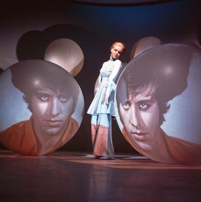 Alice und Ellen Kessler Alice und Ellen, Unterhaltungsshow mit den Kessler-Zwillingen, Deutschland 1971, Regie: Heinz L-stock-foto