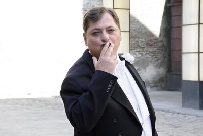 32/ Settermin: Schauspieler Juergen Tarrach als Matze Belzig am 15.08.2012 beim Fototermin am Set der UFA Filmproduktio-stock-foto