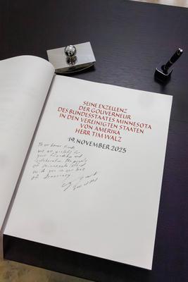 US-Gouverneur von Minnesota Tim Walz in NRW-stock-foto