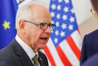 US-Gouverneur von Minnesota Tim Walz in NRW-stock-foto