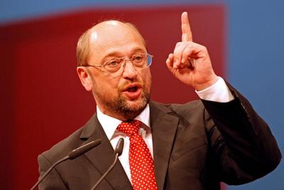 Bildnummer: 53062231  Datum: 05.06.2009  Copyright: imago/STAR-MEDIAMartin Schulz (Deutschland/SPD/MdEP/Spitzenkandidat Europawahl) anl?sslich der Endspurtveranstaltung der Sozialdemokraten zur Europawahl in Berlin, Personen , Highlight; 2009, Berlin, Wahlen, Wahlkampf, Politik, premiumd; , quer, Kbdig, Portr?t, Randbild, PeopleBildnummer 53062231 Date 05 06 2009 Copyright Imago Star Media Martin Schulz Germany SPD MEP Top candidate European elections during the Sprint event the Social Democrats to European elections in Berlin People Highlight 2009 Berlin Choose Election campaign politics premiumd horizontal Kbdig Portrait Edge image Celebrities-stock-foto