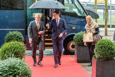 US-Gouverneur von Minnesota Tim Walz in NRW-stock-foto