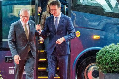 US-Gouverneur von Minnesota Tim Walz in NRW-stock-foto