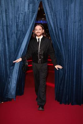 „Song Sung Blue“  Filmpremiere in Berlin mit Hugh Jackman & Kate Hudson-stock-foto