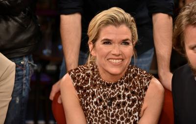 Die Schauspielerin Anke Engelke zu Gast in der WDR Talkshow K?lner Treff am 05 05 2017 in K?ln-stock-foto