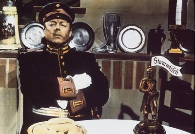 Der Hauptmann von K?penick D 1956 Wilhelm Voigt HEINZ R?HMANN hat viele Jahre seines Lebens hint-stock-foto