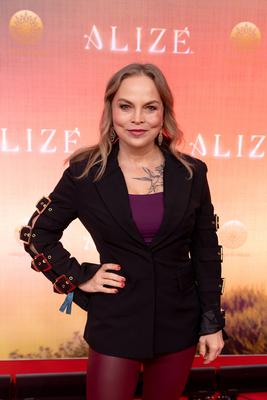 Alizé, Weltpremiere im Theater am Potsdamer Platz, Berlin, 20.11.2025-stock-foto