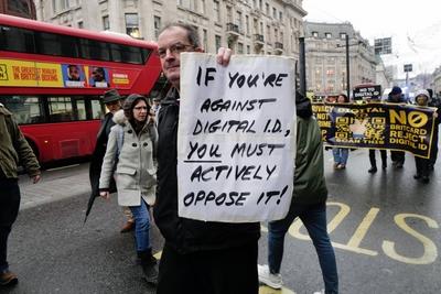 Digital ID Protest in London-stock-foto