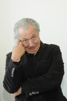 Konrad Beikircher Kabarettist, Musiker, Autor; in S?dtirol geboren,  Meine Heimat ist das S?dtirol, mein Zuhause ist da-stock-foto