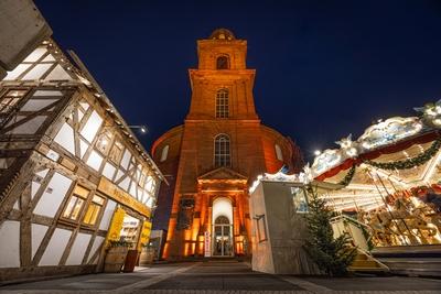 Die Paulskirche anl?sslich des Orange Day am 25.11.2025-stock-foto