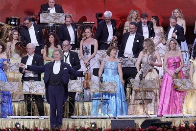 Croatia, Zagreb, 261125. Concert Andre Rieu and Johann Strauss Orchestra held at Arena Zagreb. Photo: Ranko Suvar / CROP-stock-foto