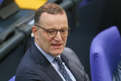 Berlin, Deutschland, 27.11.2025: Deutscher Bundestag: 44. Bundestagssitzung - Haushaltswoche: Jens Spahn, CDU *** Berlin-stock-foto