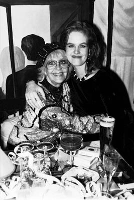 Archiv Hildegard Knef Tochter Tinta Muenchen 1993 Archiv Motive Kays Bistro Sylvesterfeier Muenchen *** Archive Hildega-stock-foto