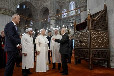 ITALY - POPE LEO XIV VISITS THE SULTAN AHMED MOSQUE ( BLUE MOSQUE )  IN INSTANBUL  - 2025/11/29-stock-foto
