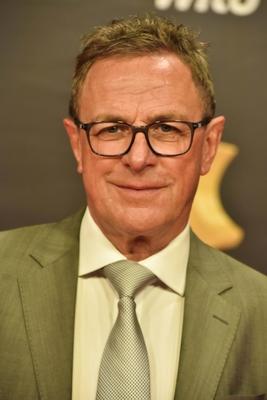 ABBdortmund: Ralf Rangnick Preistraeger Fussball Trainer Osterreich Maenner zu Gast auf dem roten Teppich bei der Kinderlachen Gala 2025 in der Westfalenhalleam 29.11.2025 in Dortmund NRW Deutschland *** ABBdortmund Ralf Rangnick Award Winner Football Coach Austria Men on the red carpet at the Kinderlachen Gala 2025 in the Westfalenhalleon 29 11 2025 in Dortmund NRW Germany-stock-foto