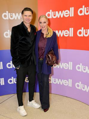 D?WELL Public Opening Event - Ex-Fussball Nationalspieler und heutiger Trainer Thomas Brdaric kam mit seiner Frau Anjte-stock-foto