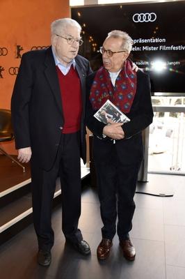 Moritz de Hadeln und Dieter Kosslick bei der Buchpr?sentation Moritz de Hadeln: Mister Filmfestival w?hrend der Berlina-stock-foto