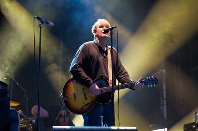 Berlin Musik Element of Crime Element of Crime am Samstag den 20. August 2011 in der Zitadelle Spandau. Im Bild: Sven R-stock-foto