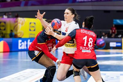27th IHF Women’s World Handball Championship: Spain vs. Serbia, 02.12.2025-stock-foto