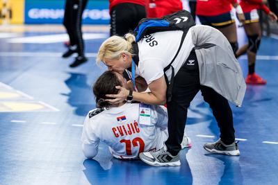 27th IHF Women’s World Handball Championship: Spain vs. Serbia, 02.12.2025-stock-foto