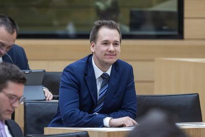Einmal kurz die Fresse halten - f?r diese Entgleisung im Landtag erhielt ein AfD-Abgeordnete einen Ordnungsruf. Daniel L-stock-foto